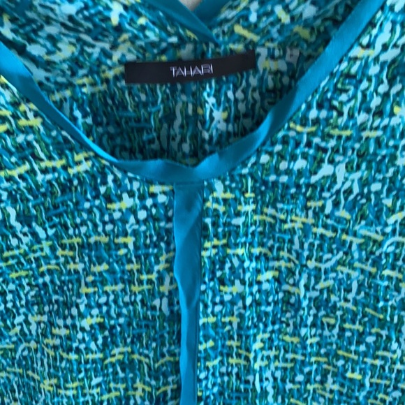 Tahari Gorgeous Print Details Blouse NeverUsed